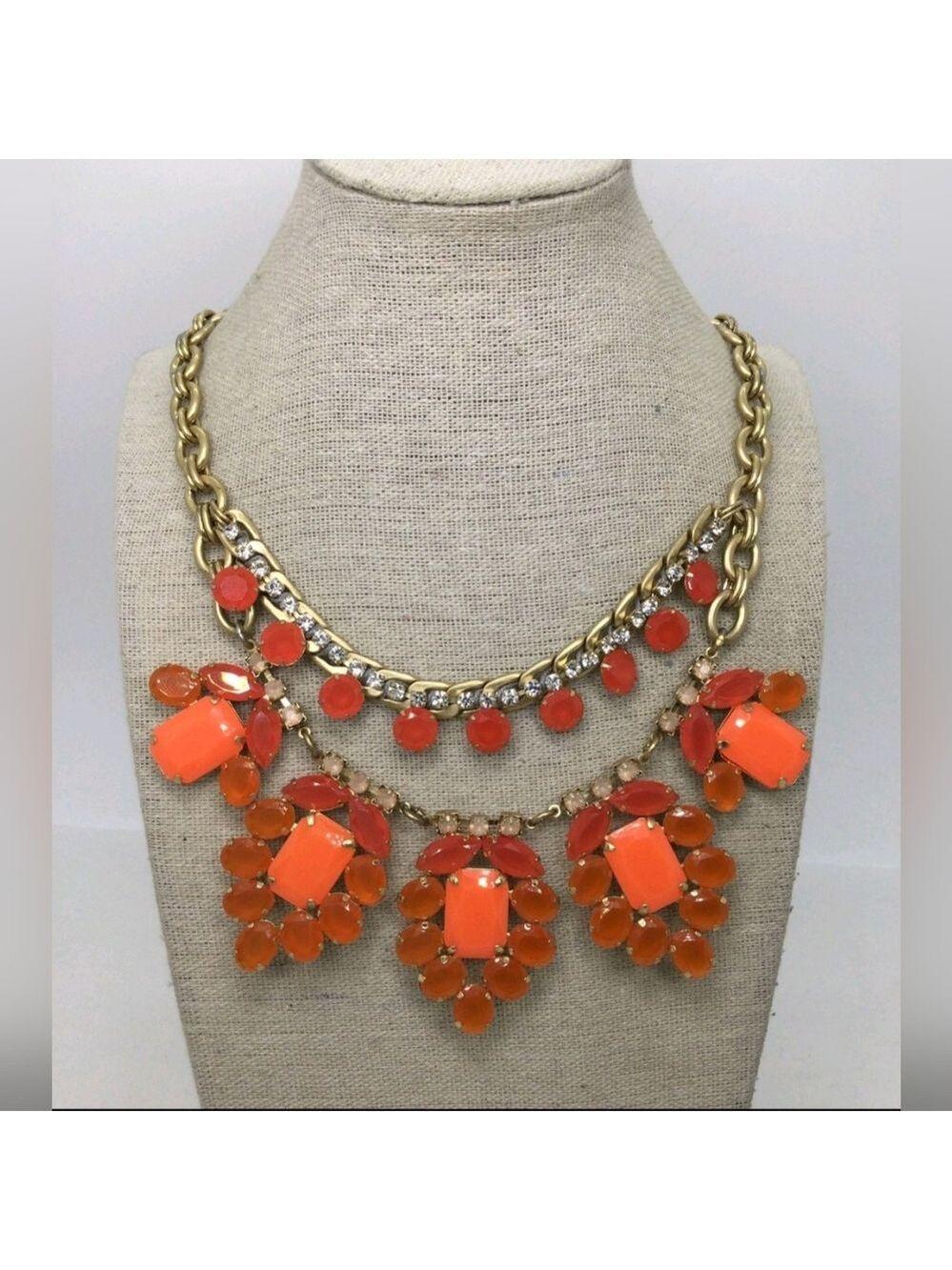 Stella & Dot Shades of Orange Acrylic Statement Necklace 21" EUC